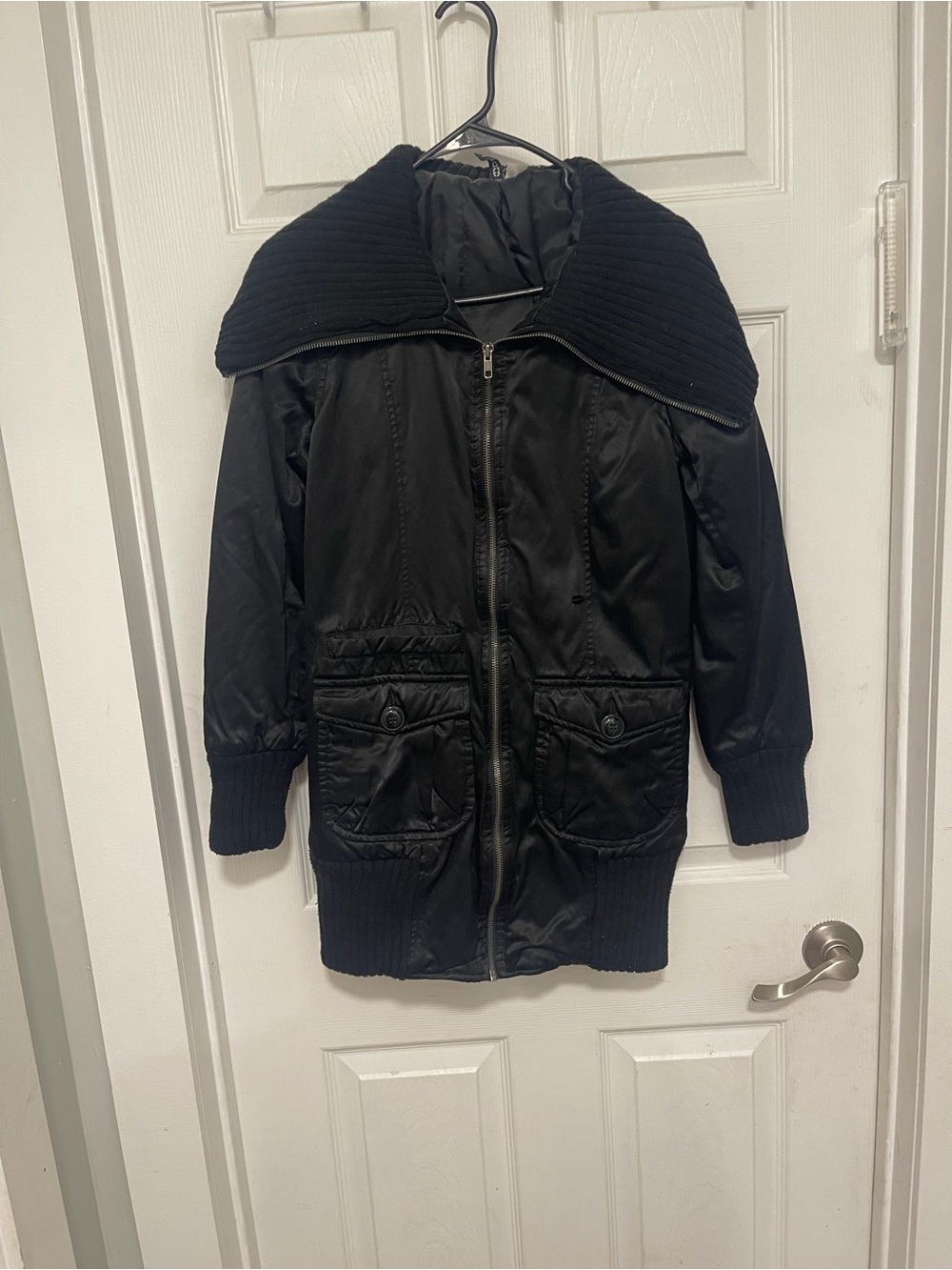 Divided Black Quilted Collar Jacket